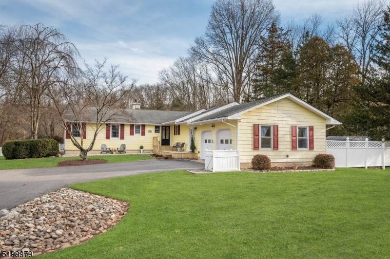 Single Family Homes für Verkauf beim Far Hills, New Jersey 07931 Vereinigte Staaten